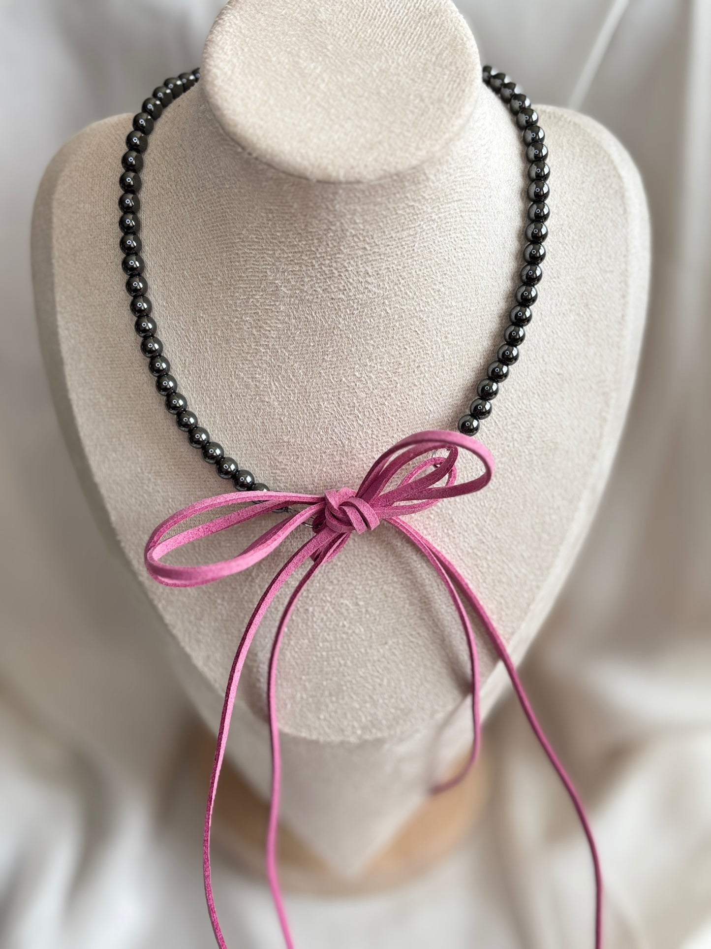 Колие Velvet bow Hema