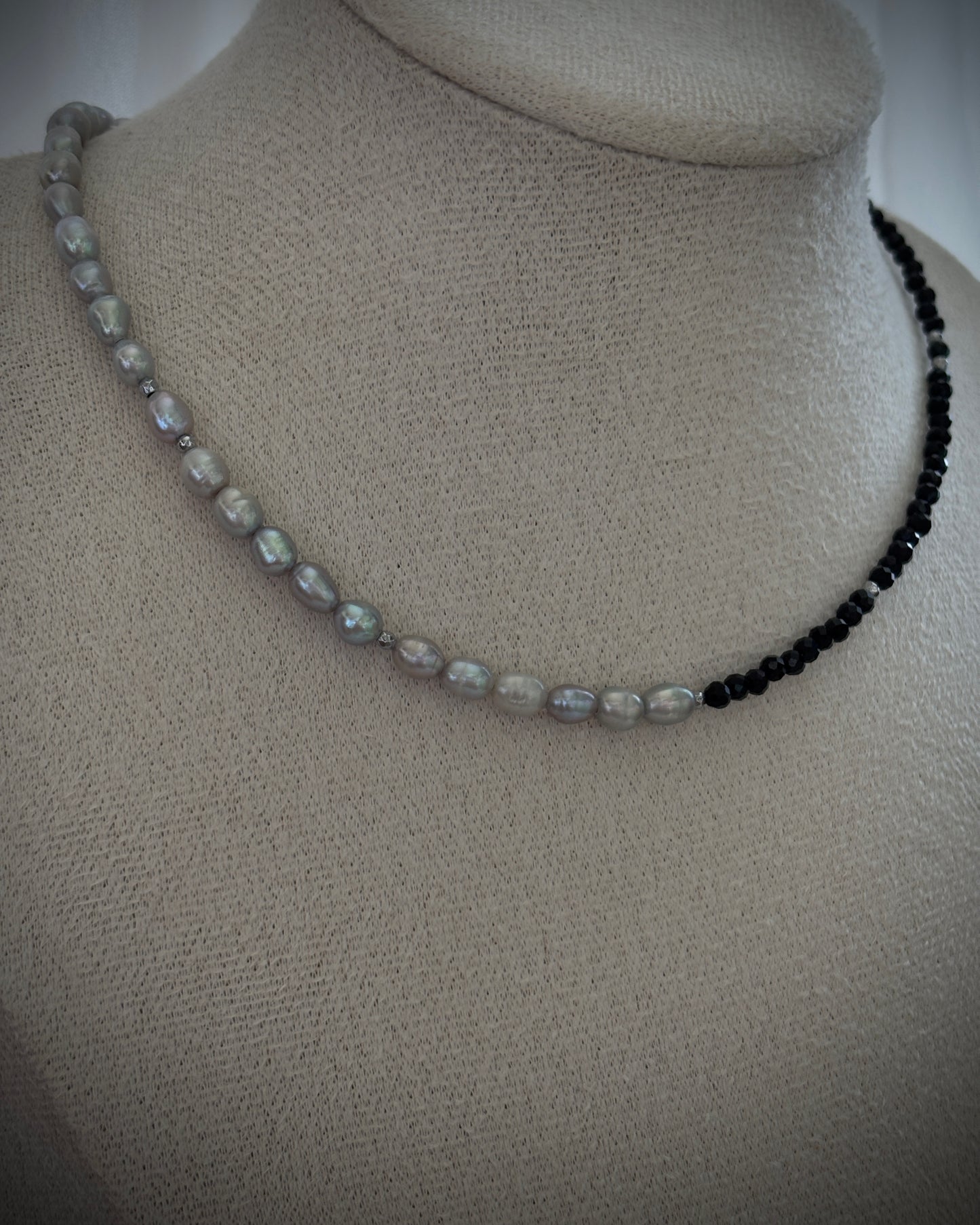 NEW Колие Moonlace