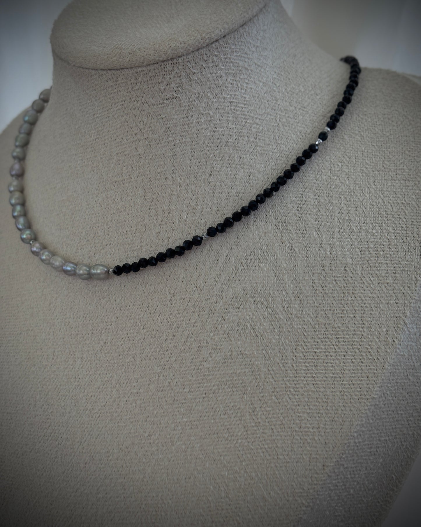 NEW Колие Moonlace