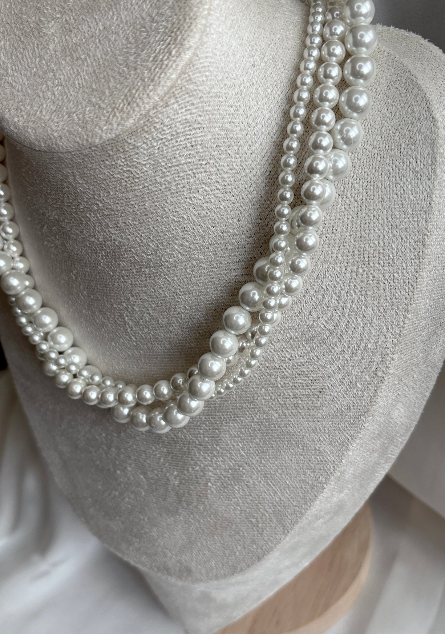 Колие Queen shell