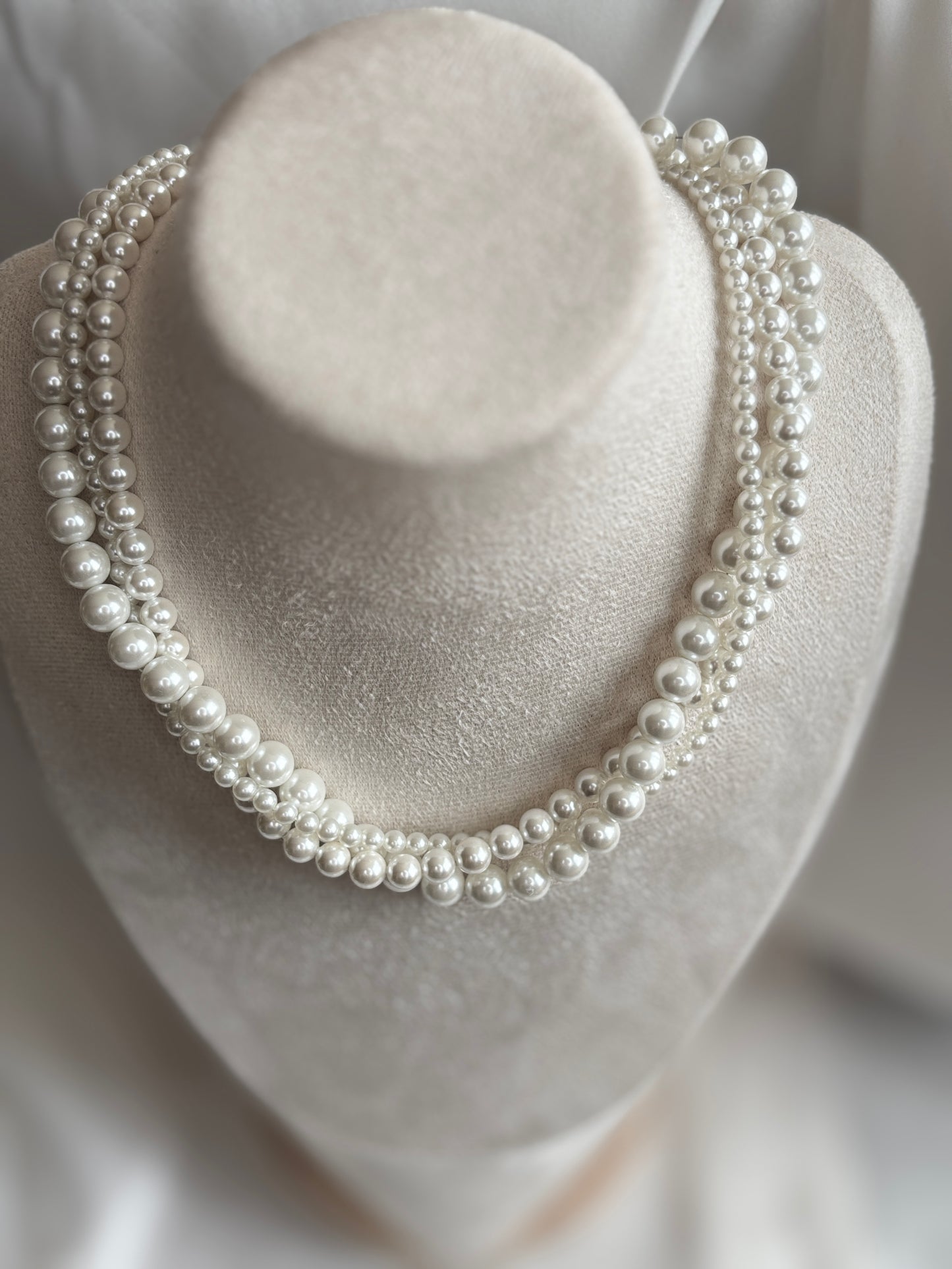 Колие Queen shell
