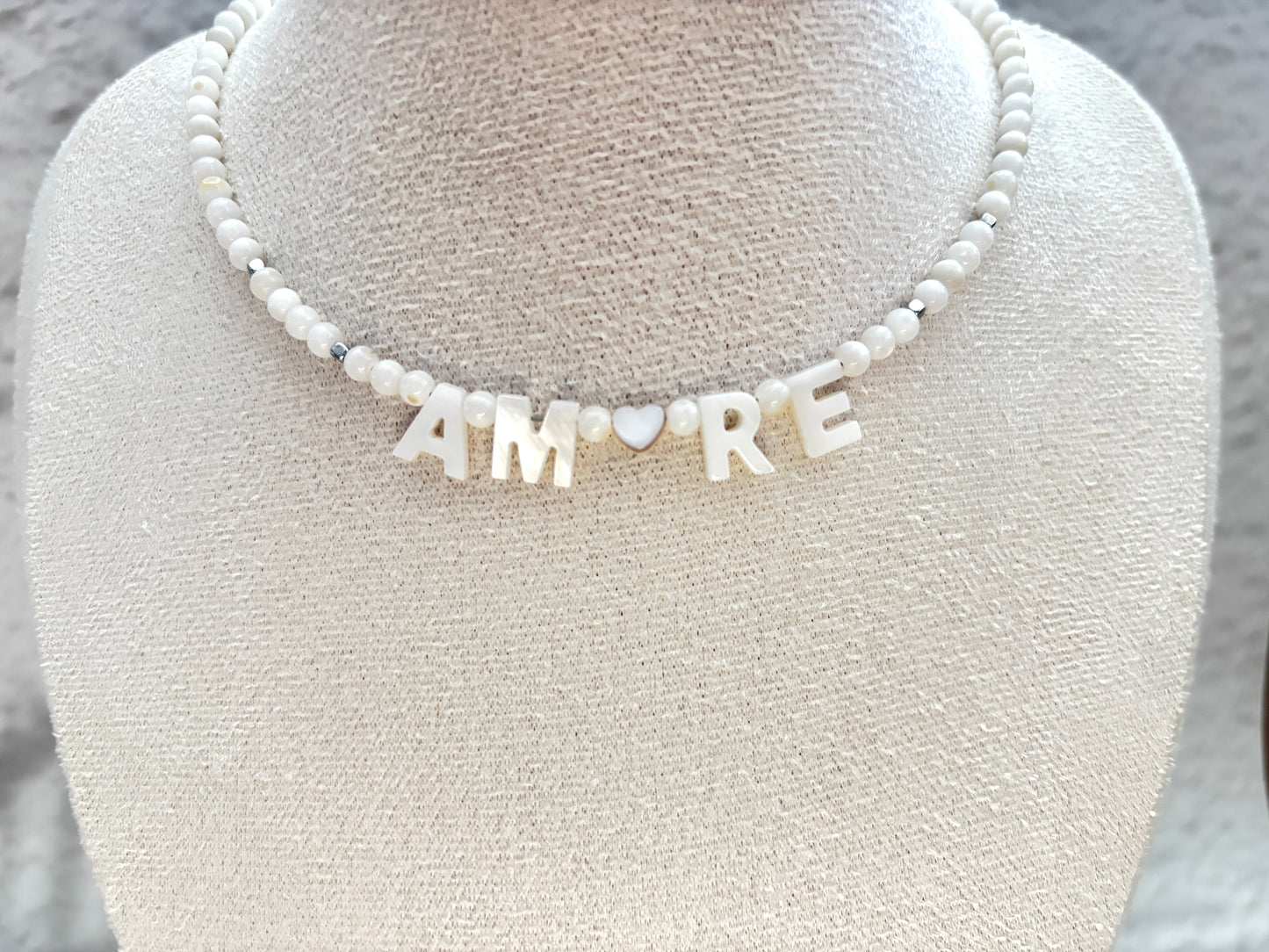 Колие AMORE