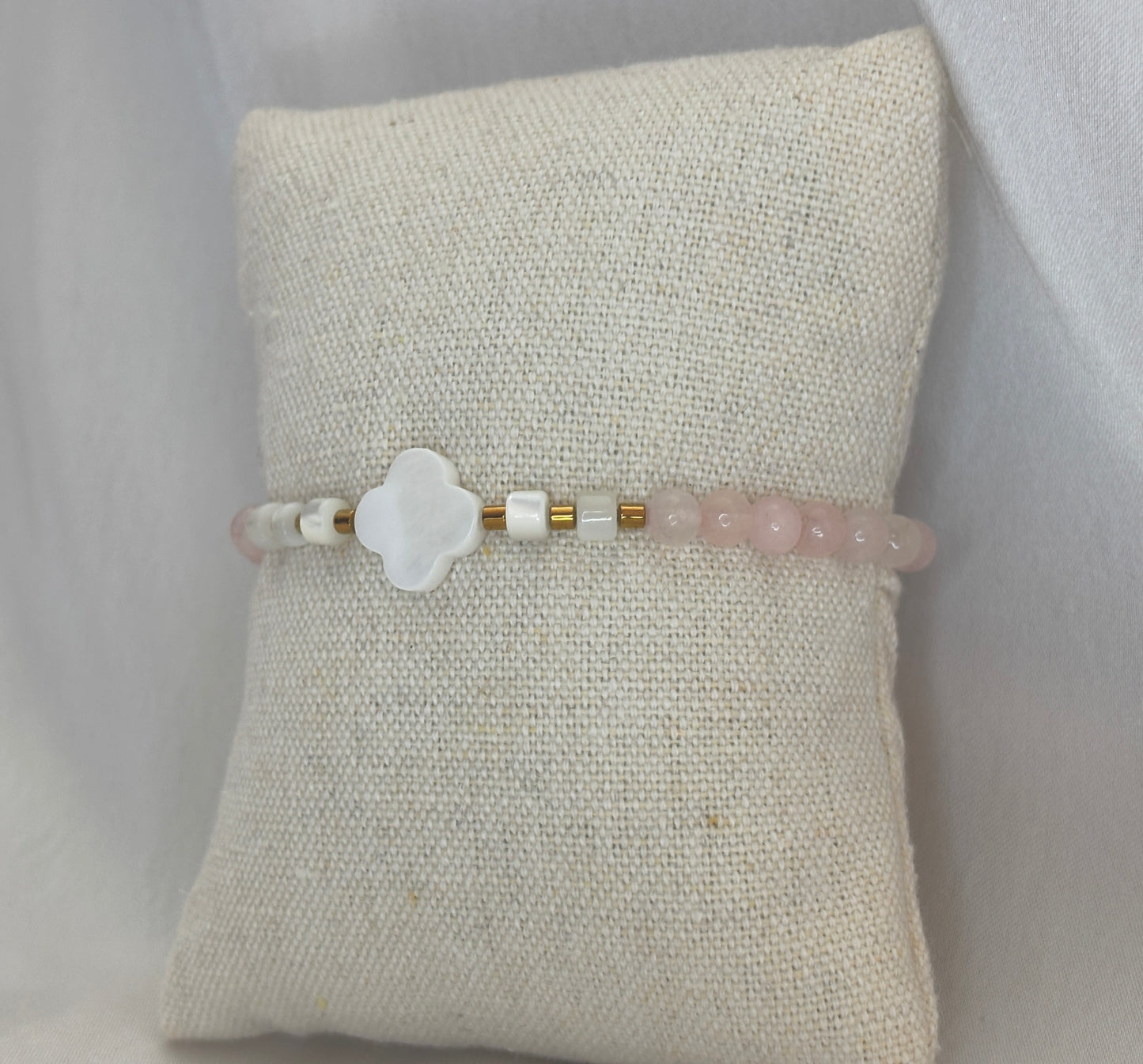 Гривна Blooming Quartz