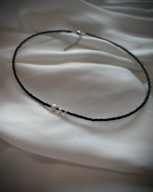 NEW Колие Echoes of Pearls
