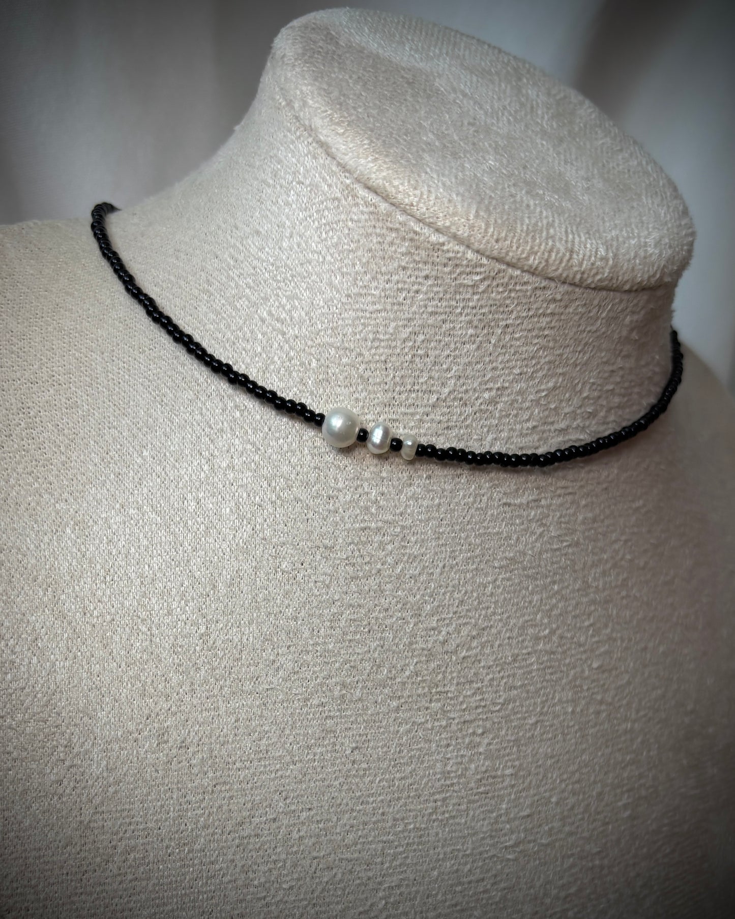 NEW Колие Echoes of Pearls