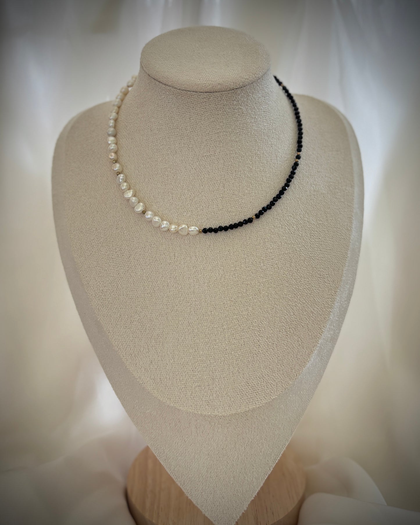 NEW Колие Moonlace