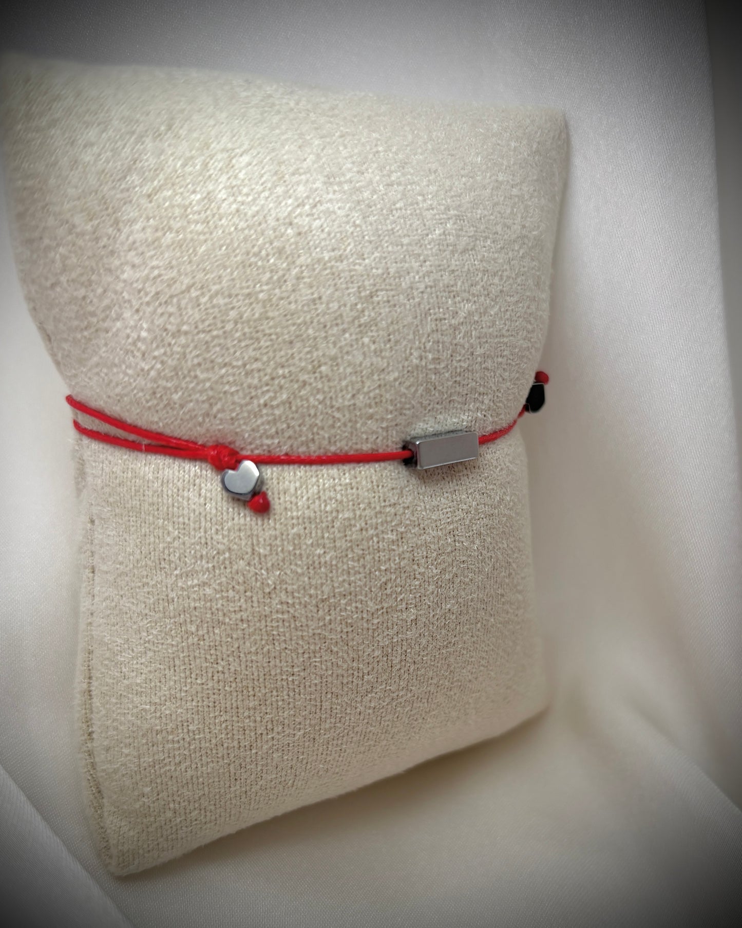 NEW Гривна талисман Lucky Knot