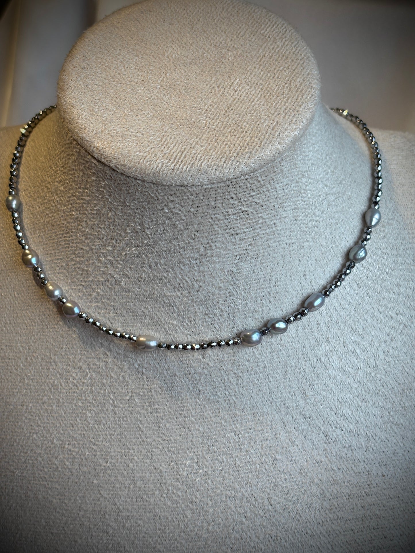 NEW Колие/Гривна Shadow Pearl