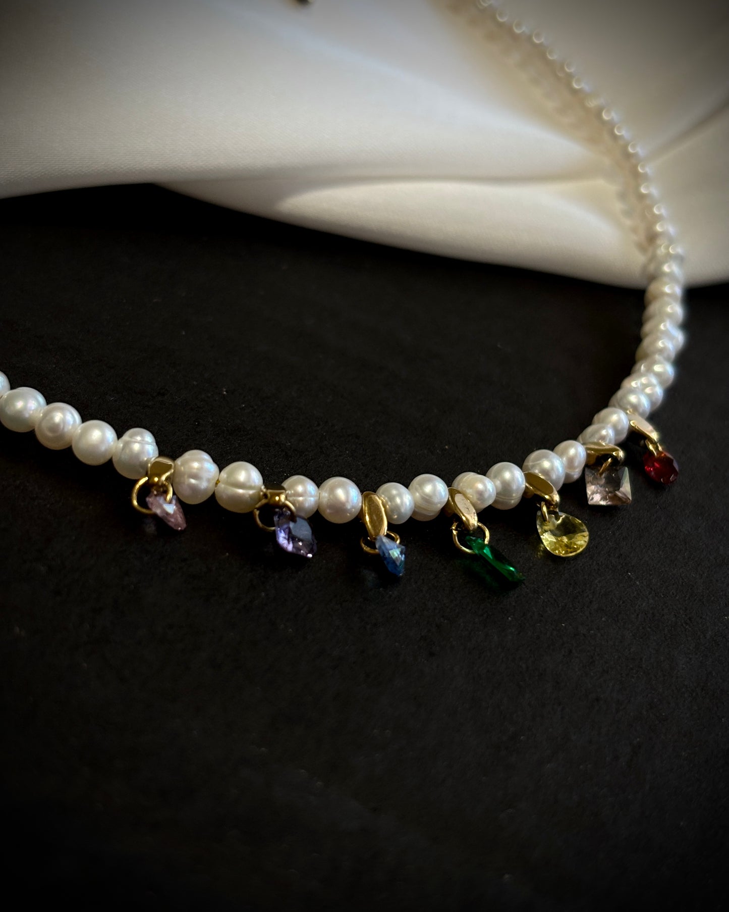 NEW Колие Rainbow
