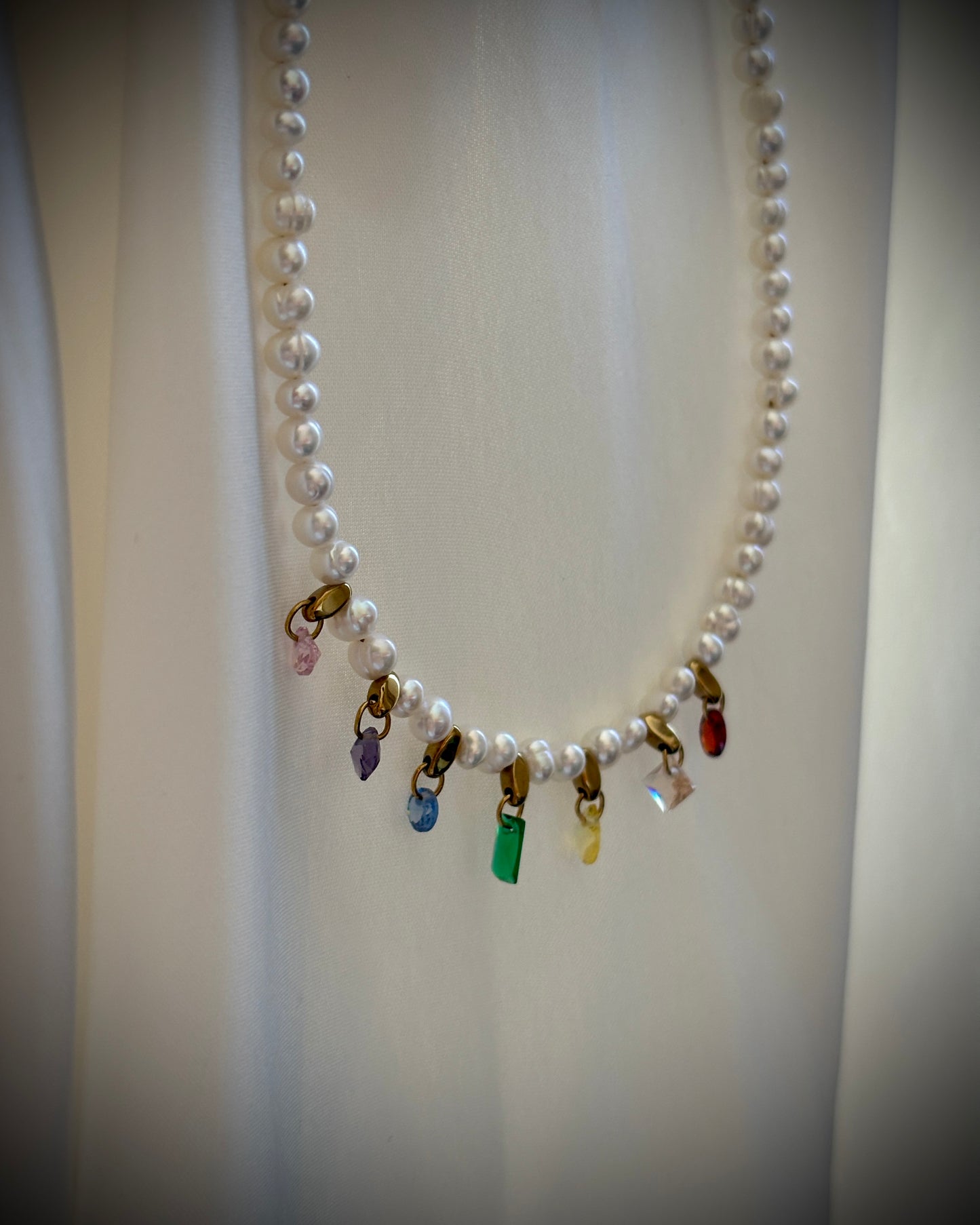 NEW Колие Rainbow